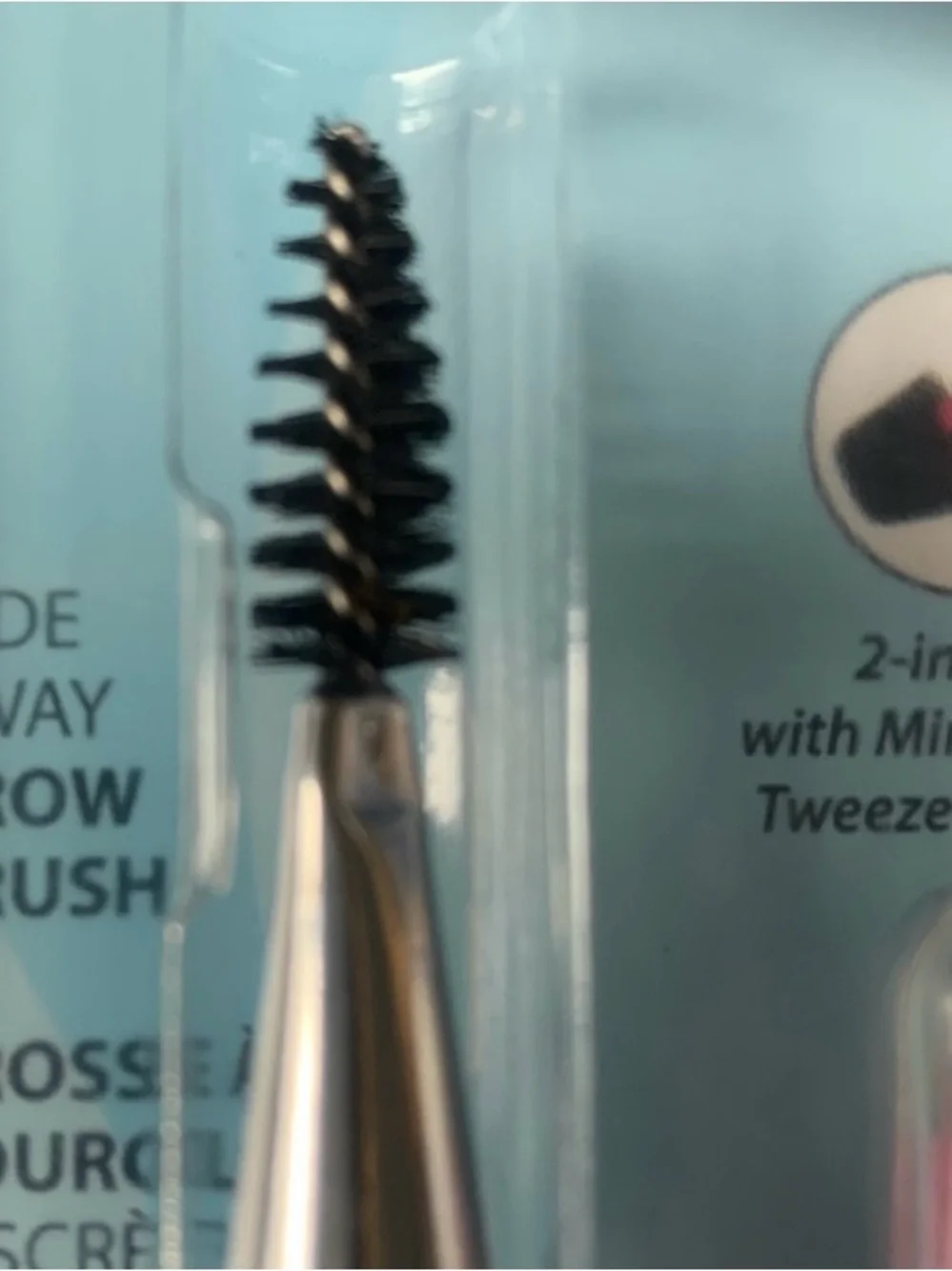 Tweezerman 2-in-1 tool Brow Brush with Mini Slant Tweezer